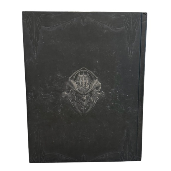 Diablo III Game Guide Collector's Edition Hardcover BradyGames - Picture 5 of 6